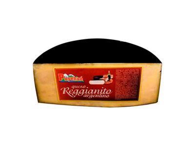 QUESO PUYEHUE REGGIANITO 1/2 HORMA 1 KG